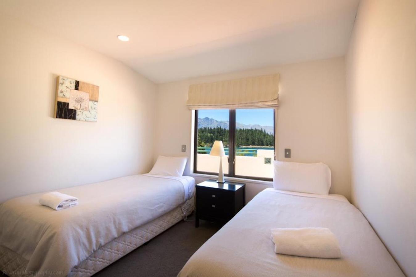 Lakefront Luxury Penthouse Central Queenstown Exterior foto